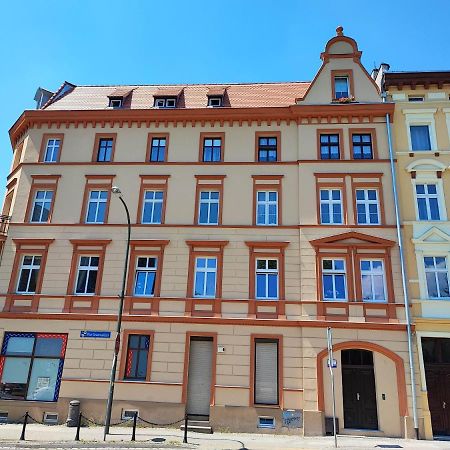 Centrum Apartament Przytulny Świdnica Buitenkant foto